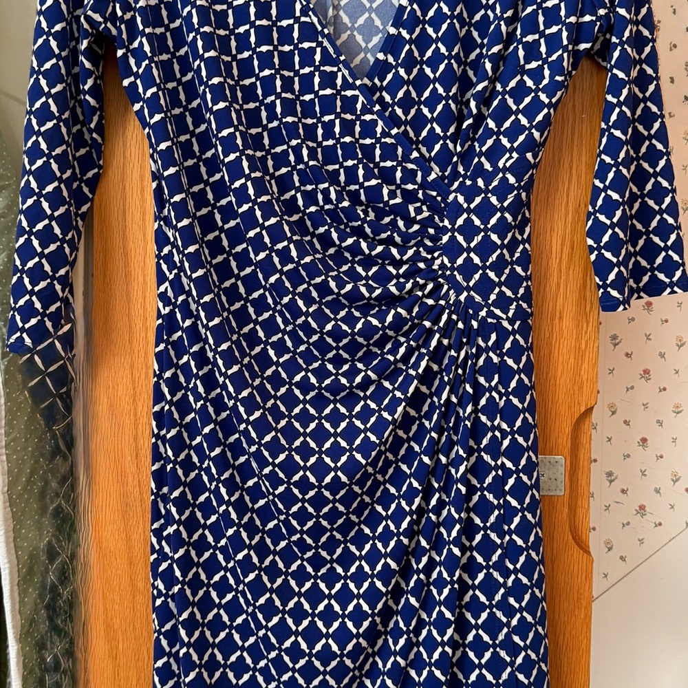 Laundry by Design Blue and White Long Sleeve Dress